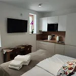 Lucka Quiet Location, Free Bikes, Big Garden, Doctor