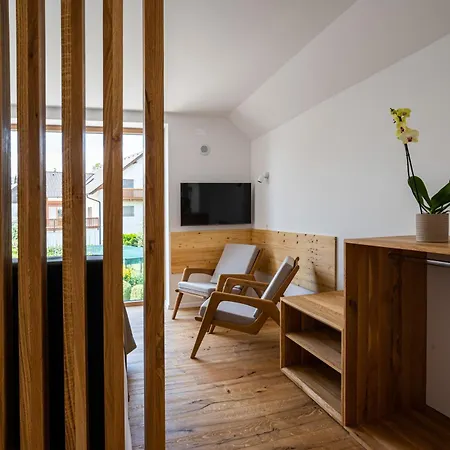 Apartman Lucka Quiet Location, Free Bikes, Big Garden, Doctor Bled