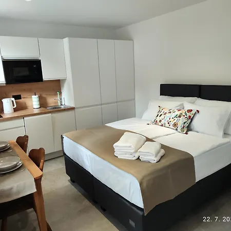 Lucka Quiet Location, Free Bikes, Big Garden, Doctor *