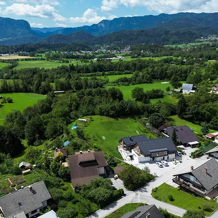 Lucka Quiet Location, Free Bikes, Big Garden, Doctor Apartman Bled