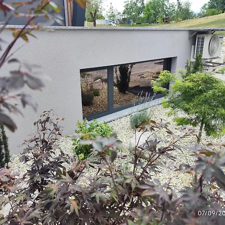 شقة Lucka Quiet Location, Free Bikes, Big Garden, Doctor *