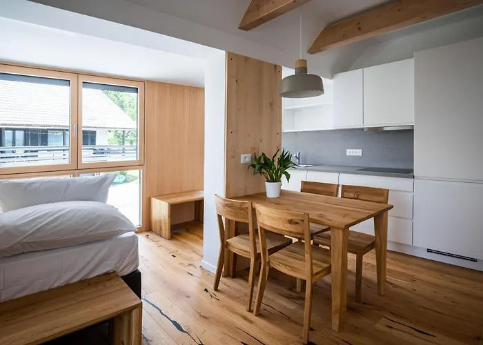 Lucka Quiet Location, Free Bikes, Big Garden, Doctor Apartment