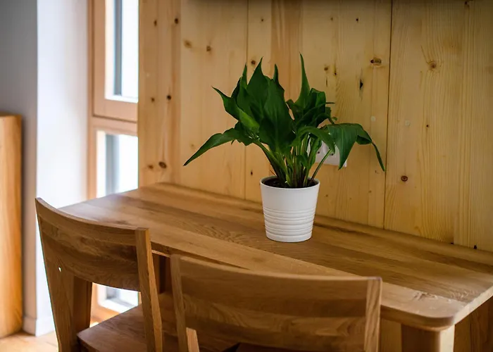 Lucka Quiet Location, Free Bikes, Big Garden, Doctor Apartment