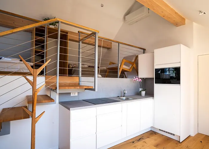 Apartment Lucka Quiet Location, Free Bikes, Big Garden, Doctor Bled