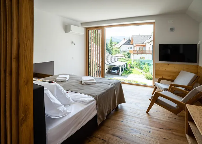 Lucka Quiet Location, Free Bikes, Big Garden, Doctor *